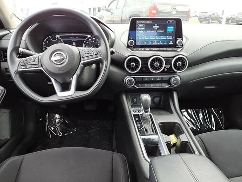 Used 2025 Nissan Sentra SV FWD image 19