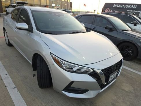 Used 2021 Nissan Sentra S FWD image 2