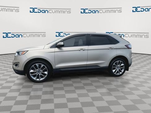 Used 2017 Ford Edge Titanium w/ Equipment Group 302A AWD/4WD image 5