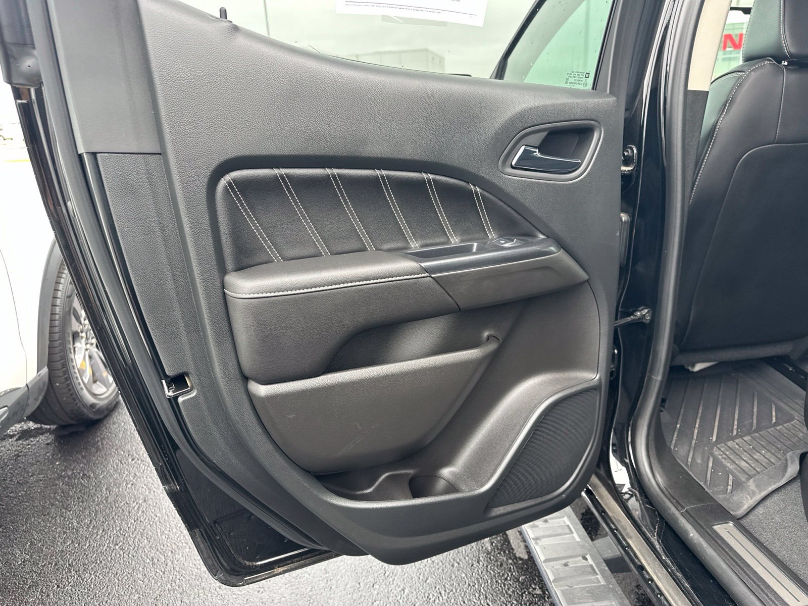 Used 2022 GMC Canyon Denali AWD/4WD image 28