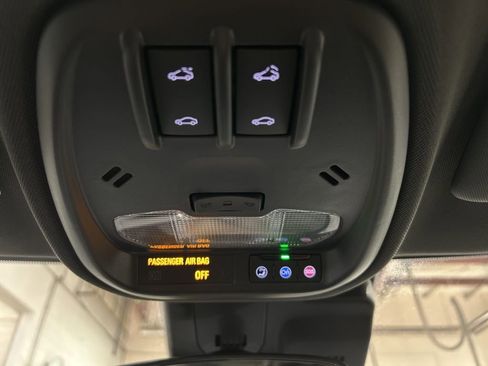 New 2026 Chevrolet Trax RS w/ Sunroof Package image 34