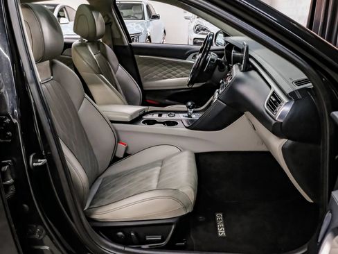 Used 2019 Genesis G70 2.0T Advanced w/ Dynamic Package AWD/4WD image 48