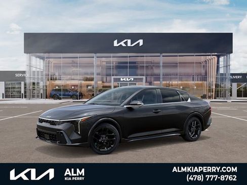 New 2025 Kia K4 GT-Line Turbo FWD image 3