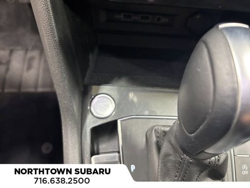 Used 2020 Volkswagen Tiguan SEL w/ 3rd Row Seat Package image 9