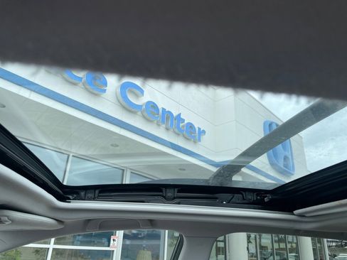 Used 2017 Subaru Forester 2.5i Limited w/ Rugged Package #2 image 26