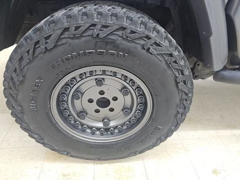 Used 2020 Jeep Gladiator Sport w/ Quick Order Package 24S image 5