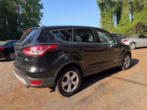 Used 2015 Ford Escape SE FWD image 3