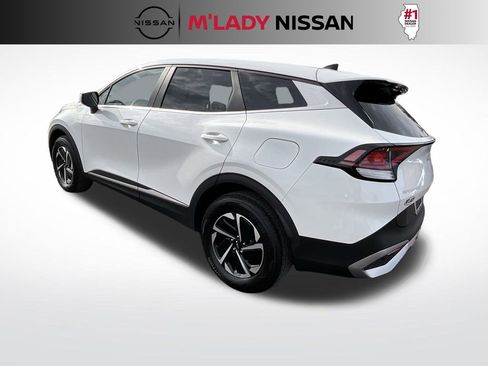 Used 2023 Kia Sportage LX image 6