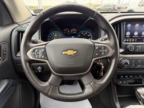 Used 2022 Chevrolet Colorado Z71 w/ Safety Package AWD/4WD image 21