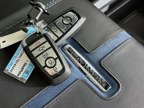 New 2026 Ford F250 Platinum w/ Tremor Off-Road Package image 22