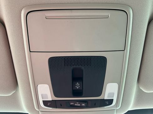 Used 2025 Honda CR-V EX image 22