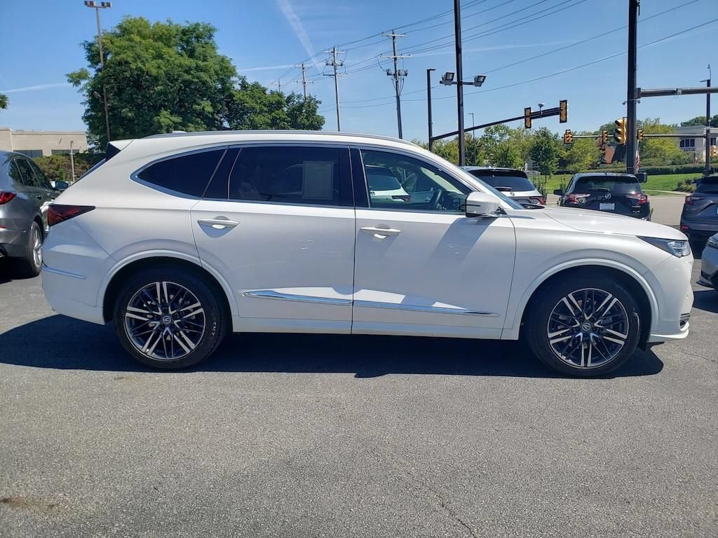 Certified 2026 Acura MDX w/ Advance Package AWD/4WD image 12