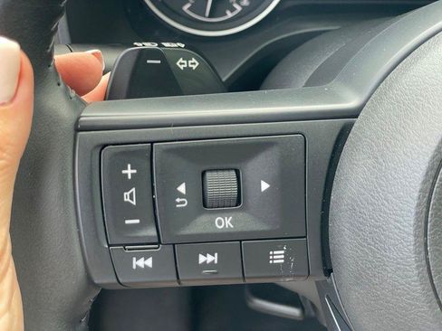 Certified 2024 Nissan Rogue SV w/ SV Premium Package AWD/4WD image 19