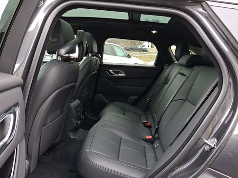 New 2026 Land Rover Range Rover Velar Dynamic SE image 5