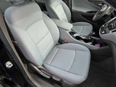 Used 2018 Chevrolet Malibu LS image 27