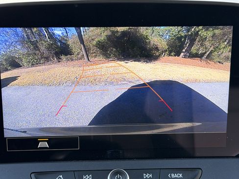 Used 2023 Chevrolet Blazer LT w/ Driver Confidence Package image 12