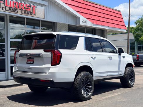 Used 2022 GMC Yukon Denali AWD/4WD image 3