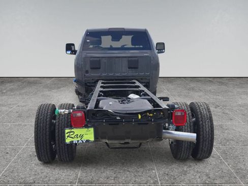 New 2026 RAM 5500 Tradesman AWD/4WD image 11