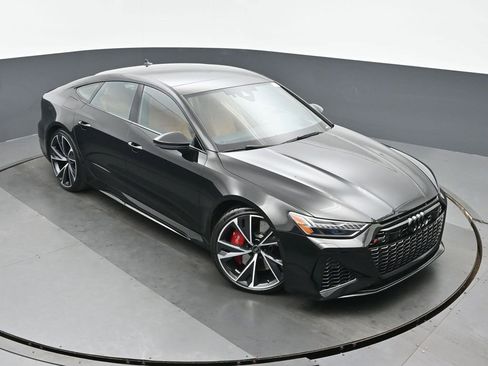 Used 2023 Audi RS 7 Sportback image 32