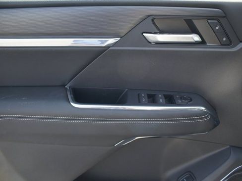 Used 2024 GMC Acadia Elevation w/ Trailering Package image 28