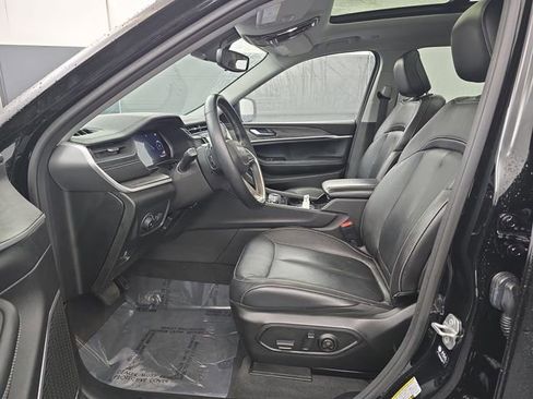 Used 2022 Jeep Grand Cherokee L Limited image 23