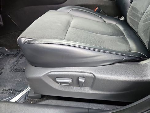 Used 2024 Mitsubishi Eclipse Cross SE image 24