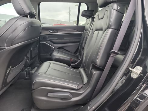 Used 2023 Jeep Grand Cherokee L Limited w/ Black Appearance Package RWD image 11