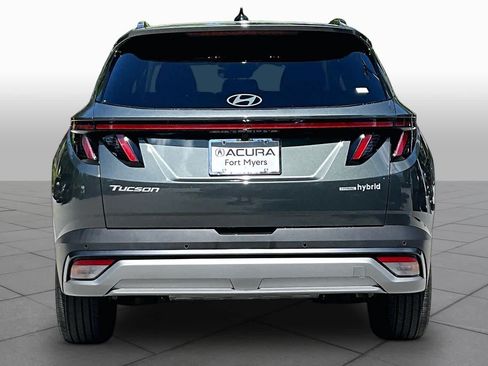Used 2025 Hyundai Tucson Limited AWD/4WD image 5