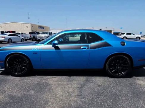 Used 2023 Dodge Challenger R/T Scat Pack w/ T/A Package image 5