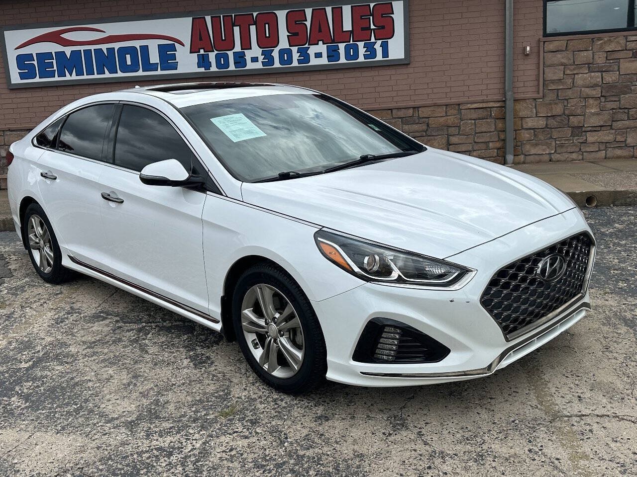 Used 2019 Hyundai Sonata Sport FWD image 2