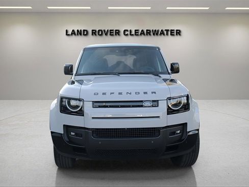 New 2026 Land Rover Defender 110 X-Dynamic SE image 8