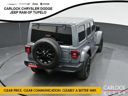 Used 2025 Jeep Wrangler Unlimited Sahara AWD/4WD image 28