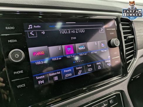 Used 2022 Volkswagen Atlas SE w/ Panoramic Sunroof Package image 13