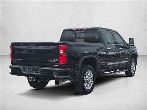 Used 2024 Chevrolet Silverado 2500 High Country AWD/4WD image 5