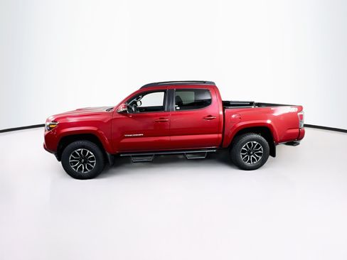 Used 2021 Toyota Tacoma TRD Sport w/ TRD Premium Sport Package AWD/4WD image 8