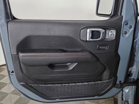 New 2026 Jeep Gladiator Rubicon w/ Safety Group AWD/4WD image 9