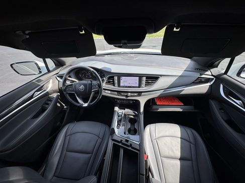 Used 2024 Buick Enclave Premium image 46