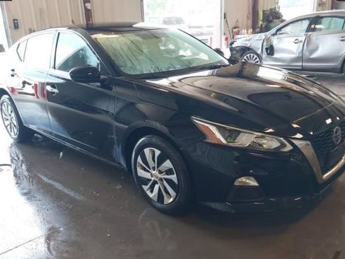 Used 2020 Nissan Altima 2.5 S AWD/4WD image 1