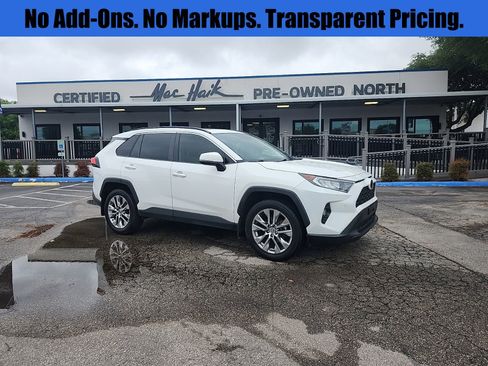 Used 2020 Toyota RAV4 XLE Premium image 1