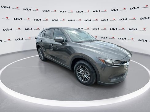 Used 2019 MAZDA CX-5 Touring image 2