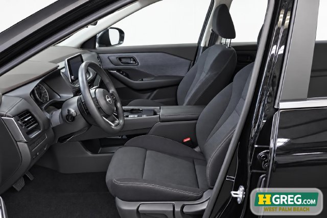 Used 2023 Nissan Rogue S FWD image 10