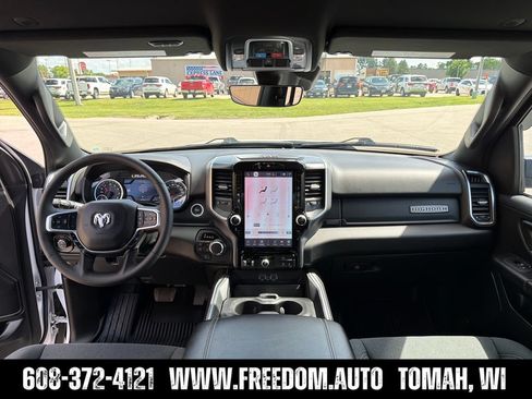 Used 2025 RAM 1500 Big Horn AWD/4WD image 12