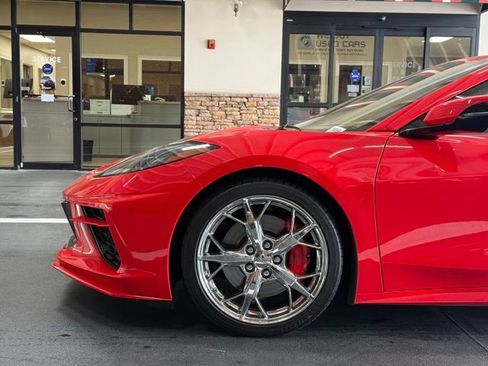 Used 2023 Chevrolet Corvette Stingray Premium Conv w/ Z51 Performance Package RWD image 11