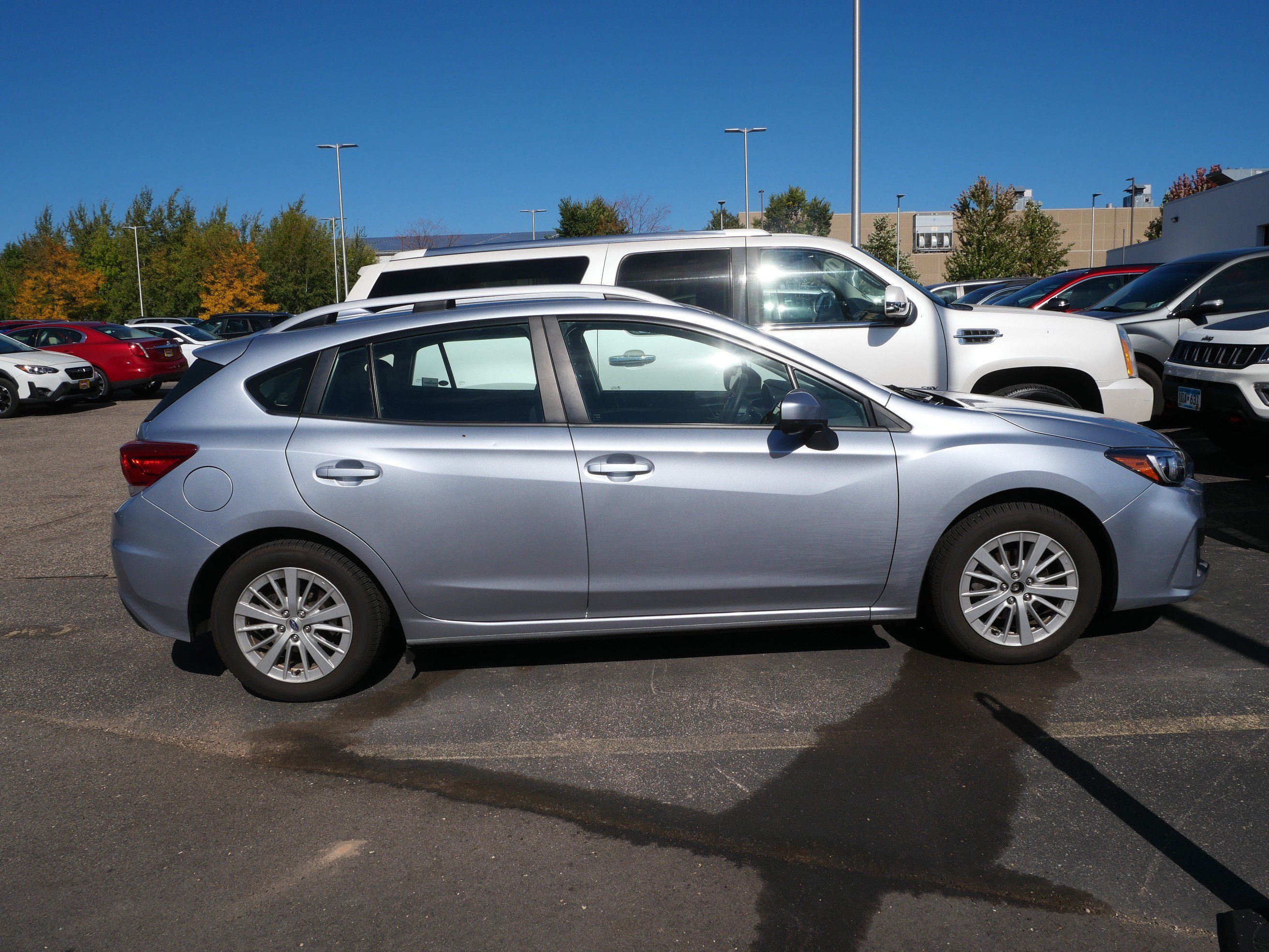 Used 2018 Subaru Impreza 2.0i Premium w/ Eyesight & BSD & Rcta AWD/4WD image 4