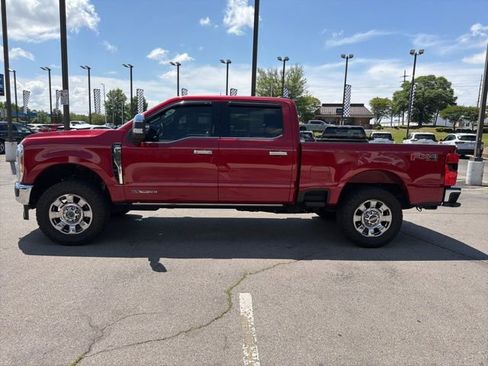 Used 2023 Ford F250 Lariat w/ Lariat Ultimate Package AWD/4WD image 7