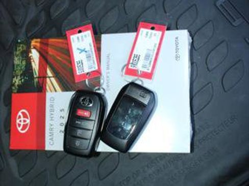 Certified 2025 Toyota Camry LE image 28