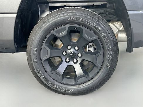 Used 2019 RAM 1500 Big Horn image 32