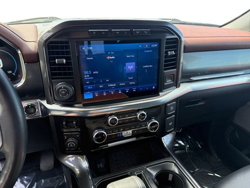 Used 2023 Ford F150 Lariat image 12