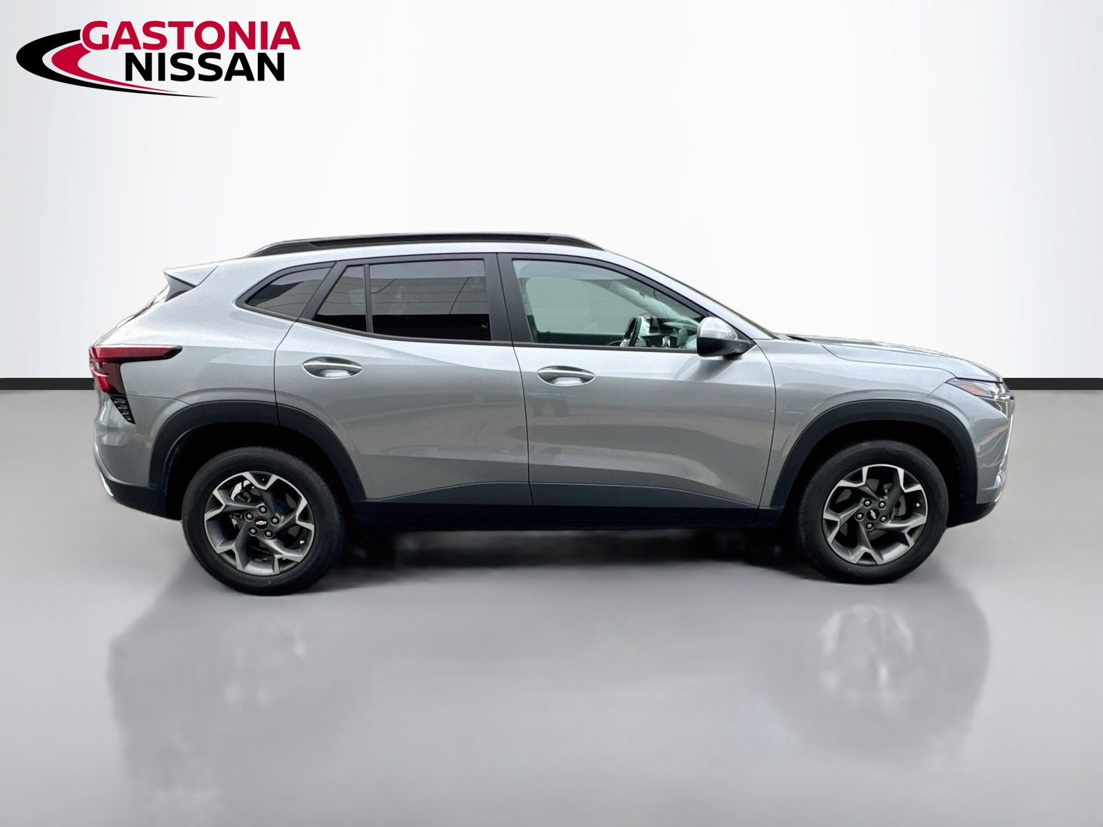Used 2025 Chevrolet Trax LT w/ Driver Confidence Package FWD image 10