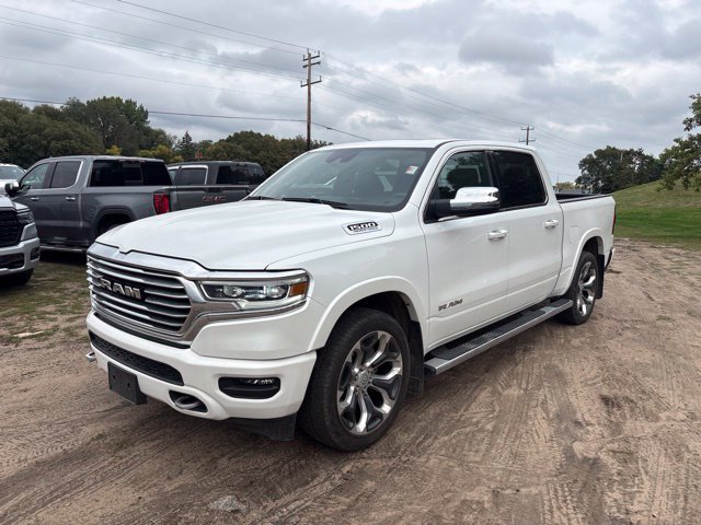Used 2023 RAM 1500 Limited w/ Body-Colour Bumper Group AWD/4WD image 3